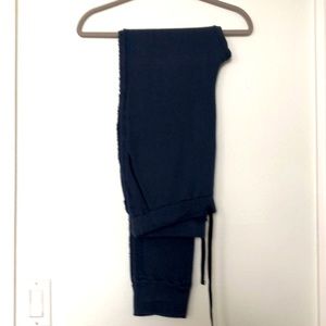Men’s blue knit soft textured joggers